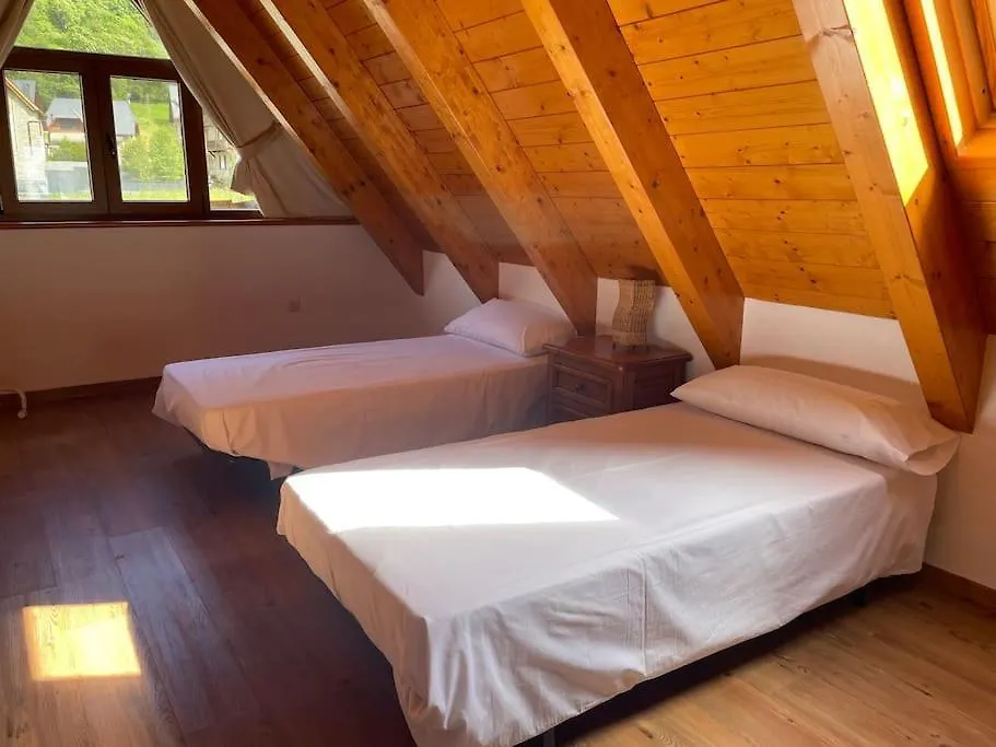 Holiday home Casa En El Corazon De Arties Villa